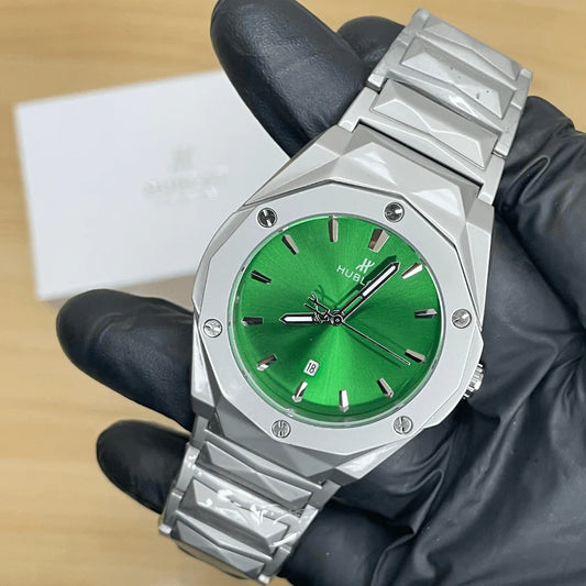 Hublot Classic Watch With Cut 2