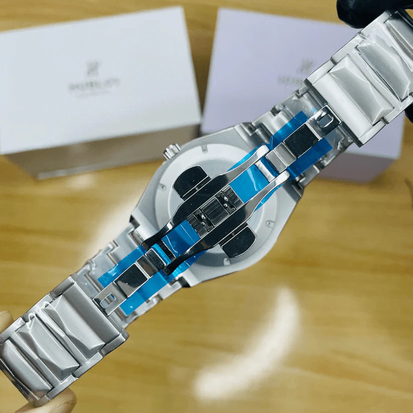 Hublot Classic Watch With Cut 2