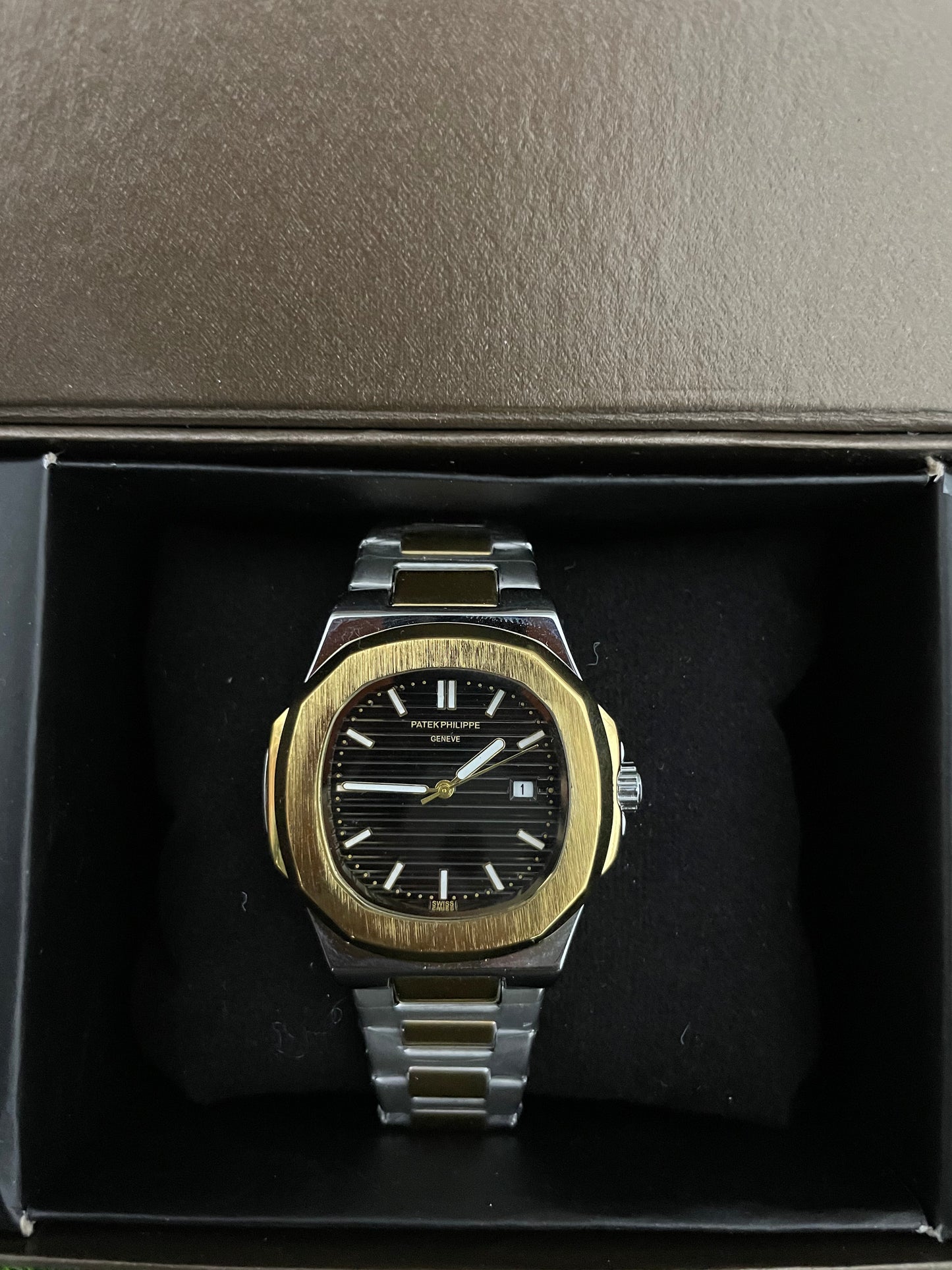 Patek Phillippe Geneve Black dial with Gold and silver chain